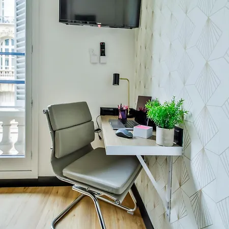 Ws Champs-elysees - Colomb * باريس