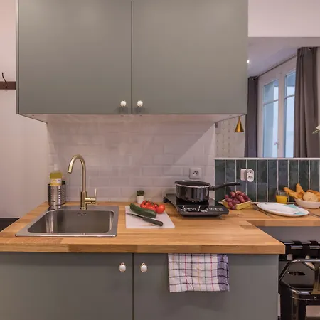 Ws Champs-elysees - Colomb * Paris