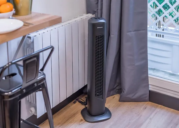 Ws Champs-elysees - Colomb * باريس