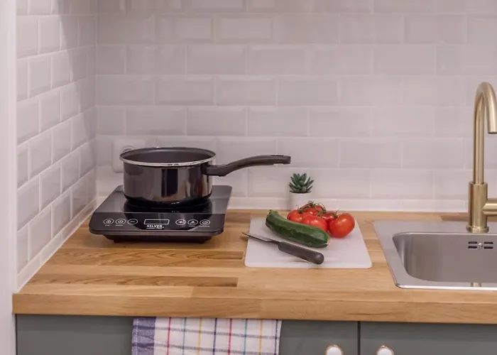 Ws Champs-elysees - Colomb باريس