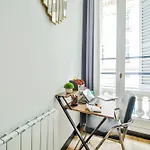 Ws Champs-elysees - Colomb 파리